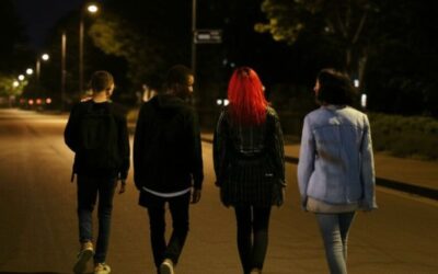 347 разгуливающих ночью подростков задержали в Павлодарской области