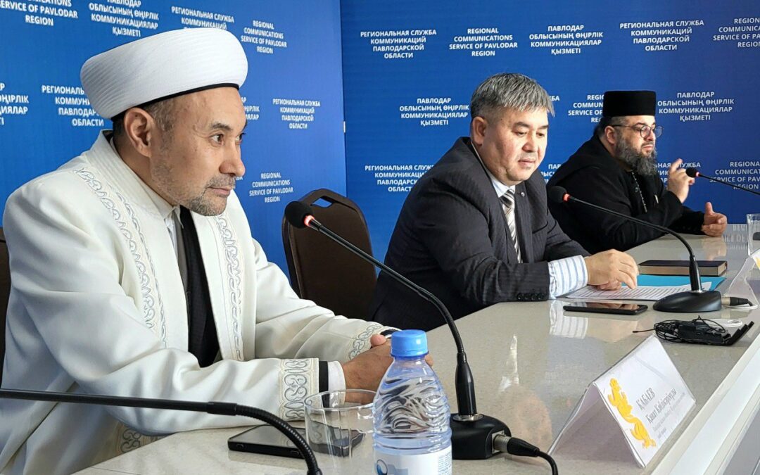 Павлодарлықтар Рухани келісім күнін атап өтуде